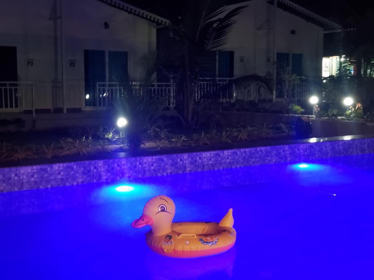 White Truffle Resort, Arambol Bagian luar foto