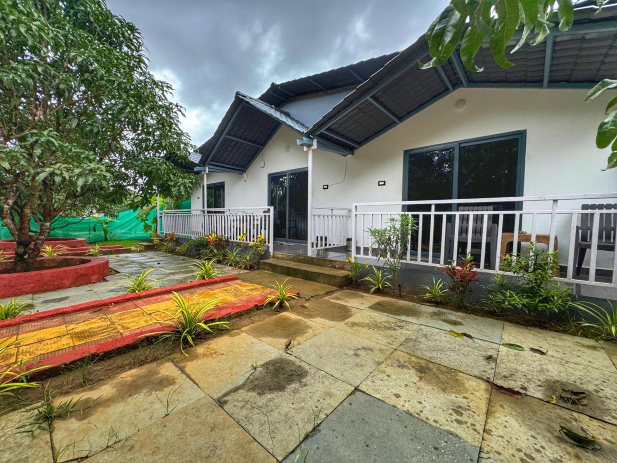 White Truffle Resort, Arambol Bagian luar foto